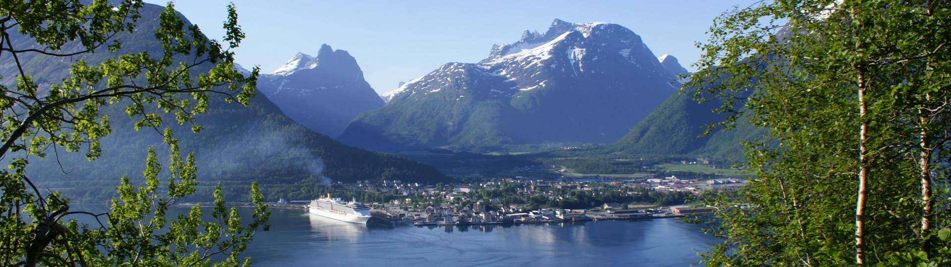 Å Ndalsnes Cruise Romsdalshorn Trollveggen Foto Leif Johnny Olestad (Photo: Leif Johnny Olestad)