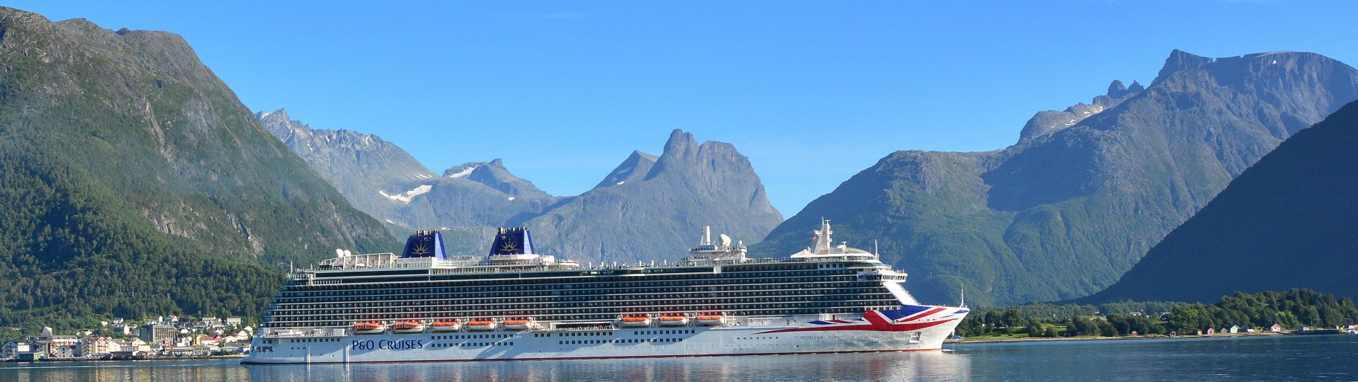 Britannia Åndalsnes Photo Leif Johnny Olestad